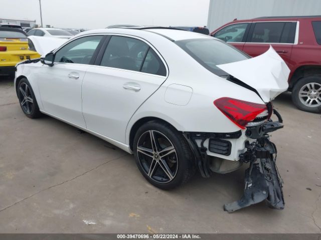 Photo 2 VIN: W1K3G4EB3MJ312748 - MERCEDES-BENZ A 