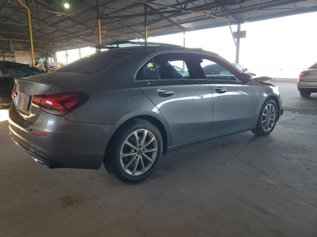 Photo 2 VIN: W1K3G4EB5LW043749 - MERCEDES-BENZ A 220 