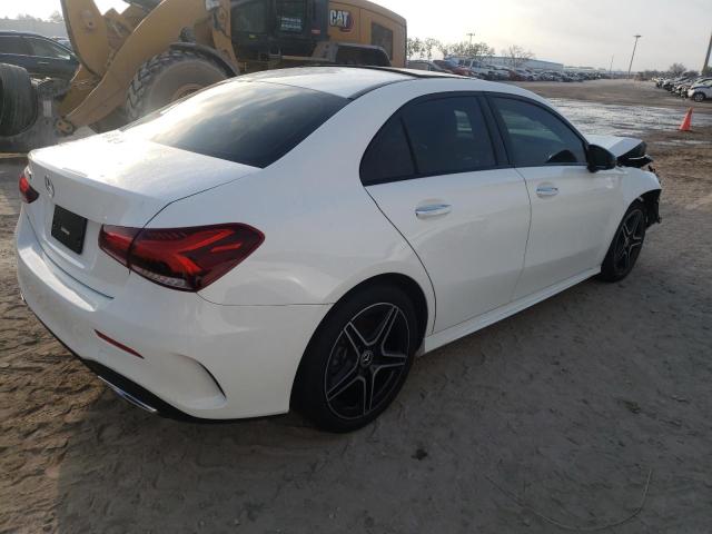 Photo 2 VIN: W1K3G4EB6NJ343915 - MERCEDES-BENZ A 220 