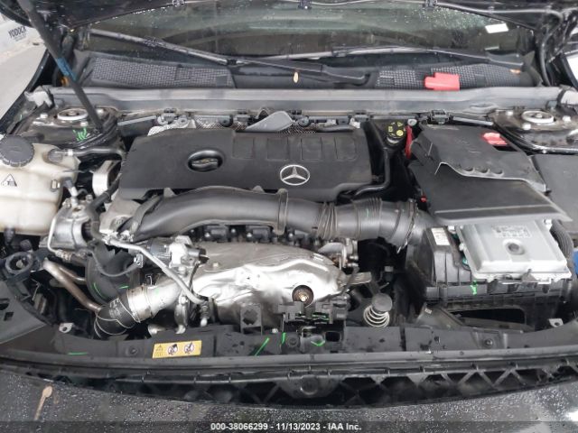 Photo 9 VIN: W1K3G4EB7MJ304930 - MERCEDES-BENZ A 220 