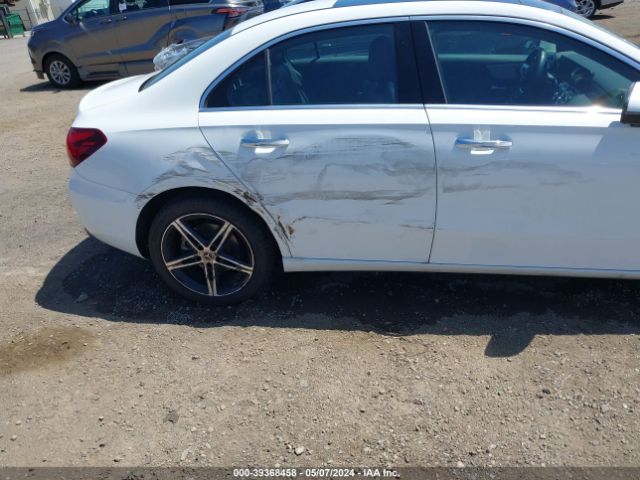 Photo 5 VIN: W1K3G4EB8MJ317105 - MERCEDES-BENZ A 220 