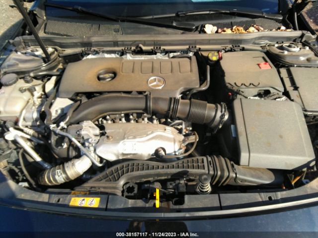 Photo 9 VIN: W1K3G4FB1MJ320300 - MERCEDES-BENZ A 220 