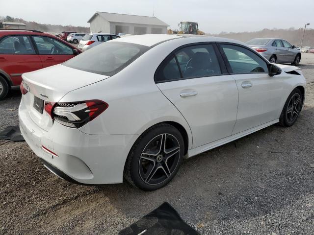 Photo 2 VIN: W1K3G4FB3NJ367409 - MERCEDES-BENZ A-CLASS 