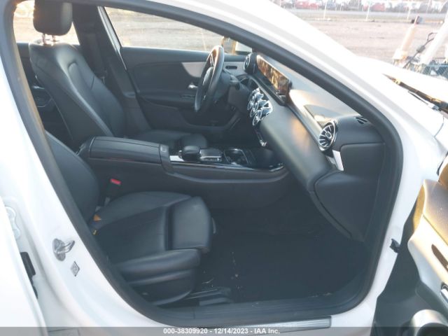 Photo 4 VIN: W1K3G4FB6MJ292350 - MERCEDES-BENZ A-CLASS 