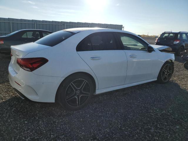 Photo 2 VIN: W1K3G4FB6NJ374287 - MERCEDES-BENZ A 220 4MAT 