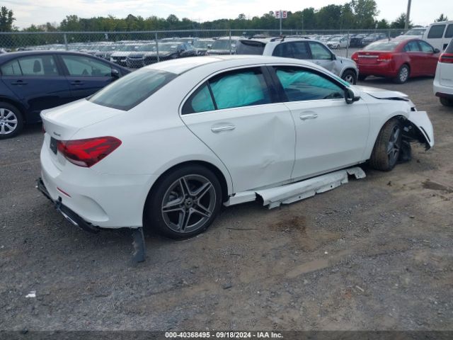 Photo 3 VIN: W1K3G4FB7NJ362794 - MERCEDES-BENZ A-CLASS 