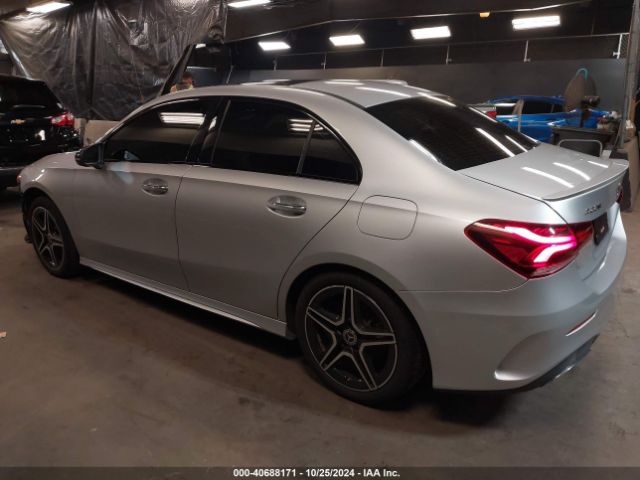 Photo 2 VIN: W1K3G4FBXLJ220792 - MERCEDES-BENZ A-CLASS 