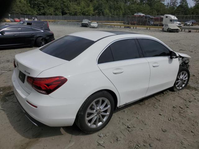 Photo 2 VIN: W1K3G4FBXNJ372509 - MERCEDES-BENZ A 220 4MAT 