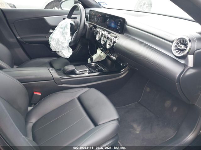 Photo 4 VIN: W1K5J4GB7MN165253 - MERCEDES-BENZ CLA 250 