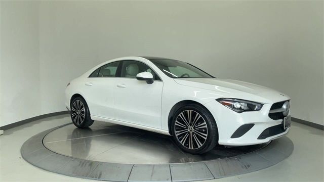 Photo 2 VIN: W1K5J4GB7MN173899 - MERCEDES-BENZ CLA 