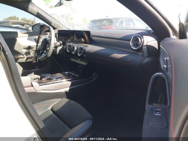 Photo 4 VIN: W1K5J4GB7PN332344 - MERCEDES-BENZ CLA-CLASS 