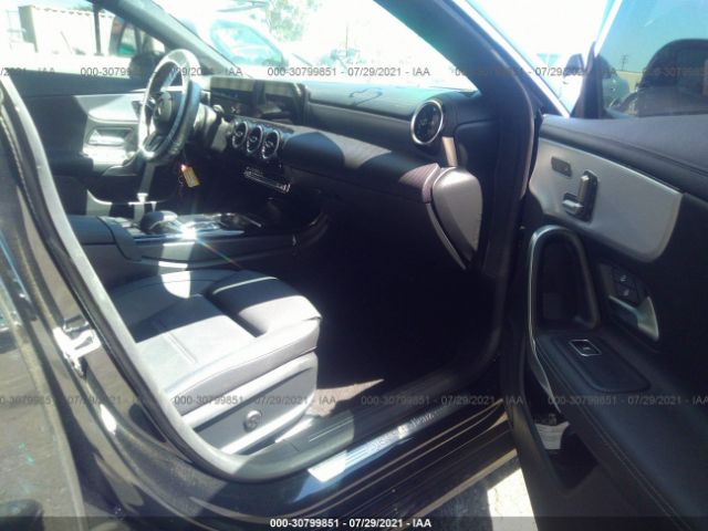 Photo 4 VIN: W1K5J4GBXLN083998 - MERCEDES-BENZ CLA 