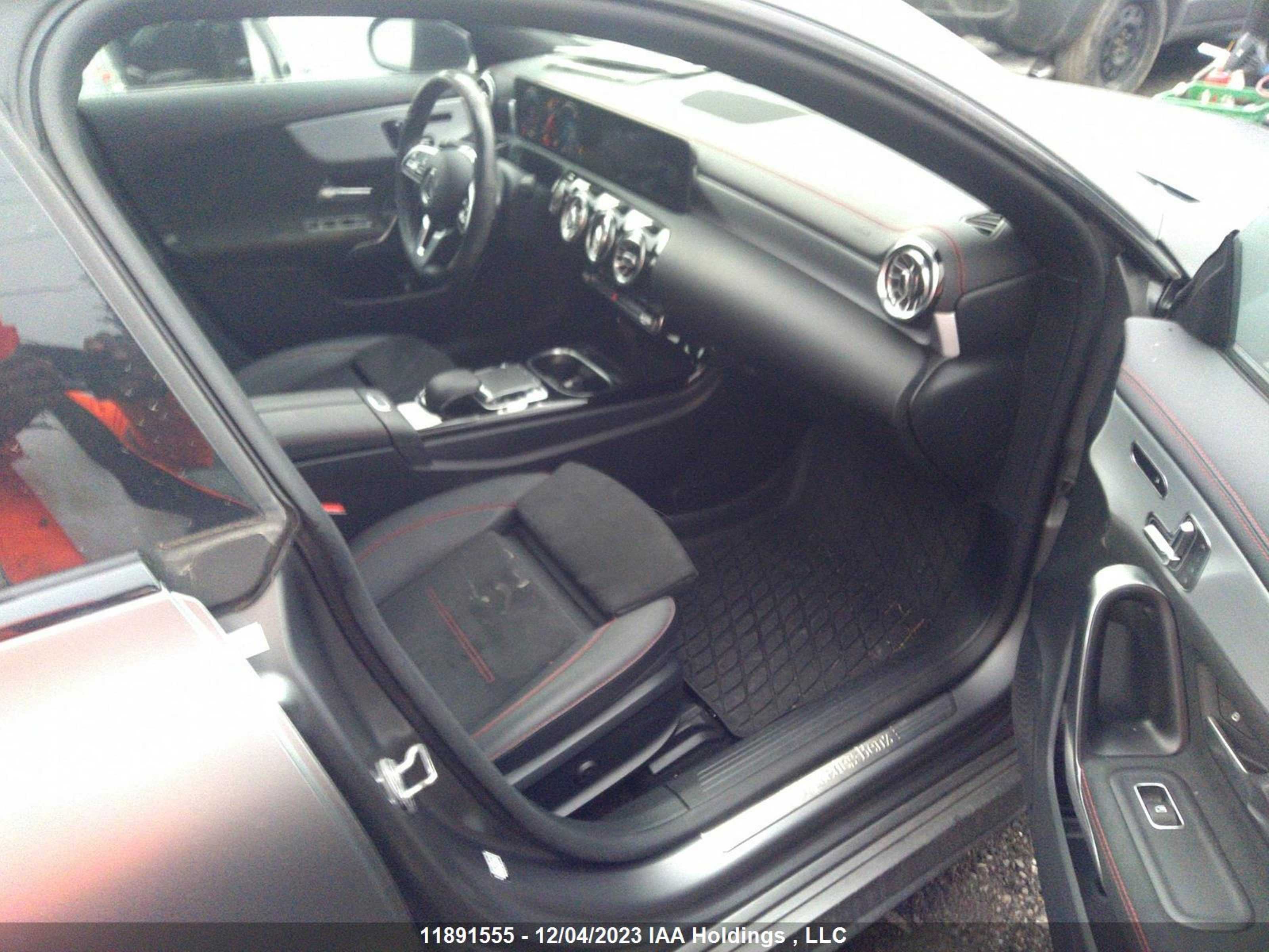 Photo 4 VIN: W1K5J4HB1LN121603 - MERCEDES-BENZ CLA-KLASSE 