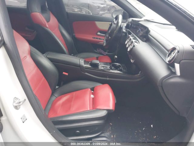 Photo 4 VIN: W1K5J4HB2MN192245 - MERCEDES-BENZ CLA 250 