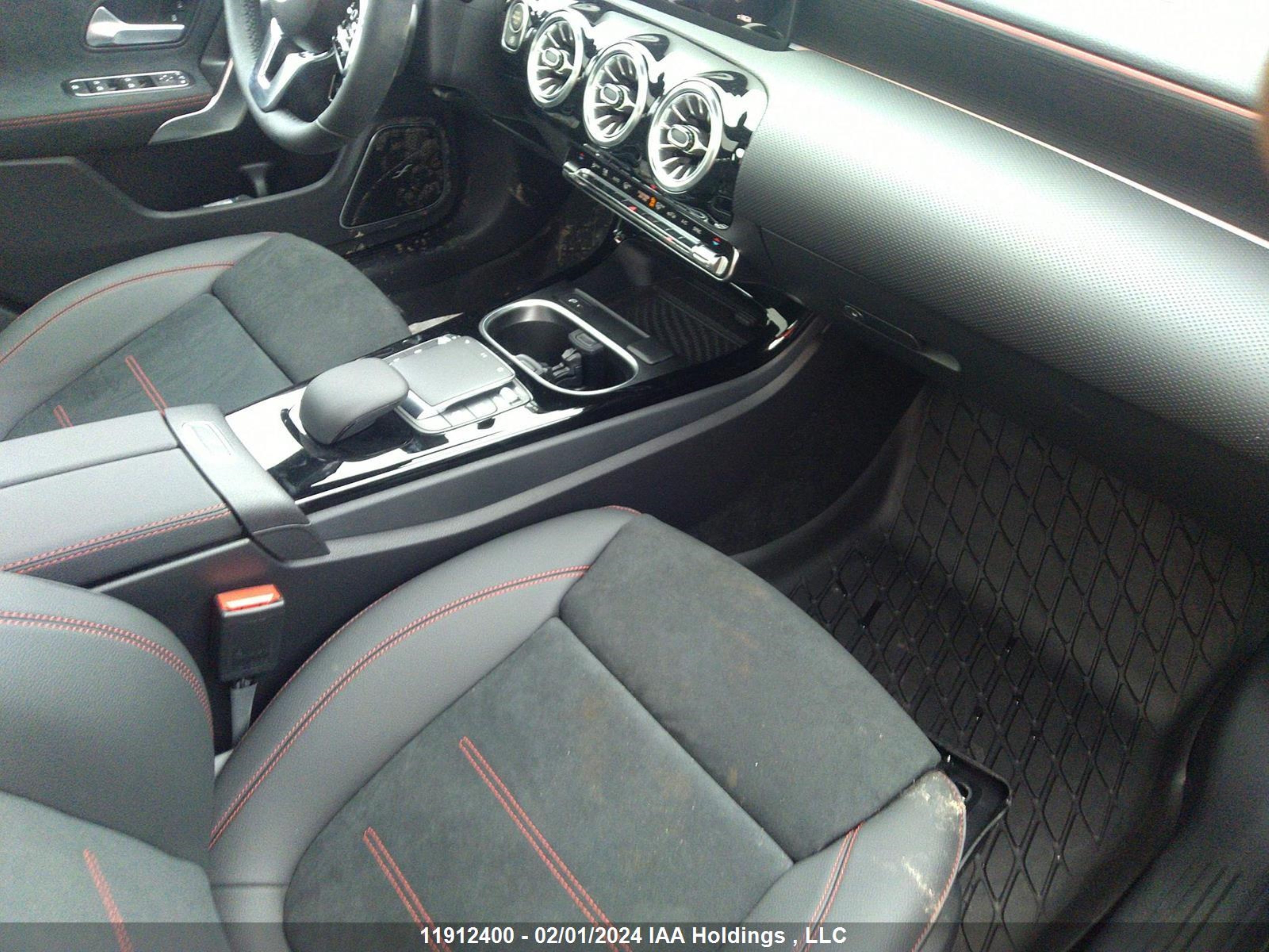 Photo 4 VIN: W1K5J4HB6PN406951 - MERCEDES-BENZ CLA-KLASSE 