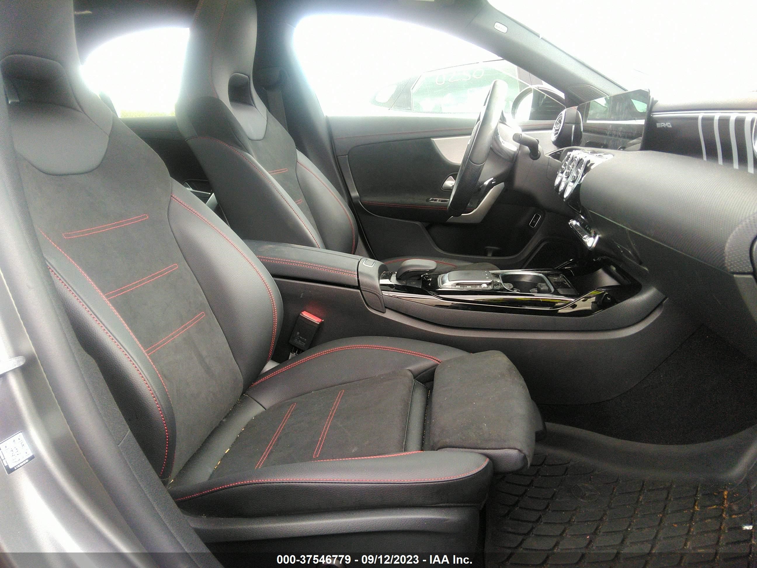 Photo 4 VIN: W1K5J5BB4NN270198 - MERCEDES-BENZ CLA-KLASSE 