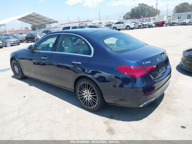 Photo 2 VIN: W1KAF4GB0NR067515 - MERCEDES-BENZ C 300 