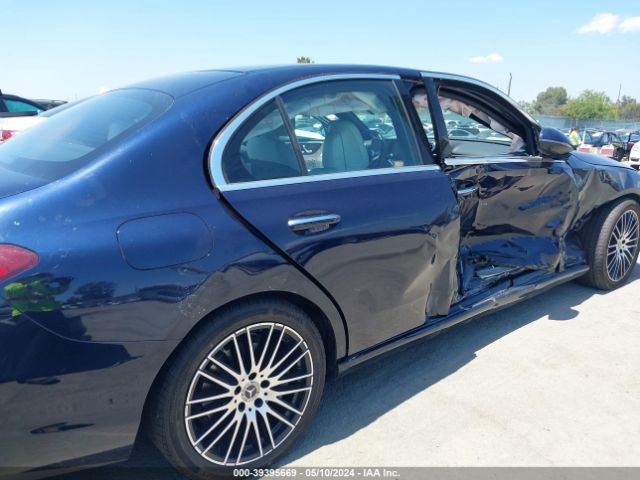 Photo 5 VIN: W1KAF4GB0NR067515 - MERCEDES-BENZ C 300 