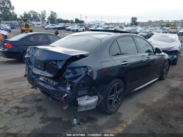 Photo 3 VIN: W1KAF4GB2PR106267 - MERCEDES-BENZ C 300 