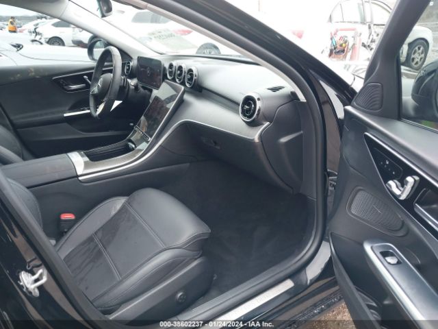 Photo 4 VIN: W1KAF4HB6NR008225 - MERCEDES-BENZ C 300 