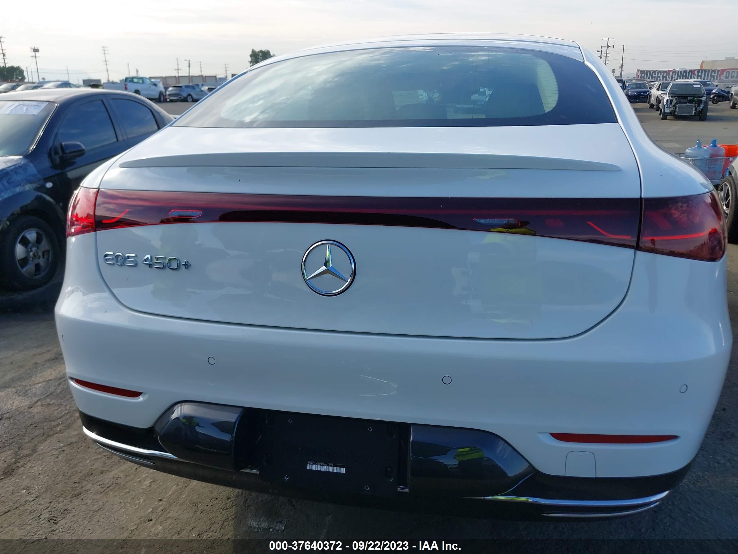 Photo 14 VIN: W1KCG2DB3PA031673 - MERCEDES-BENZ EQS 