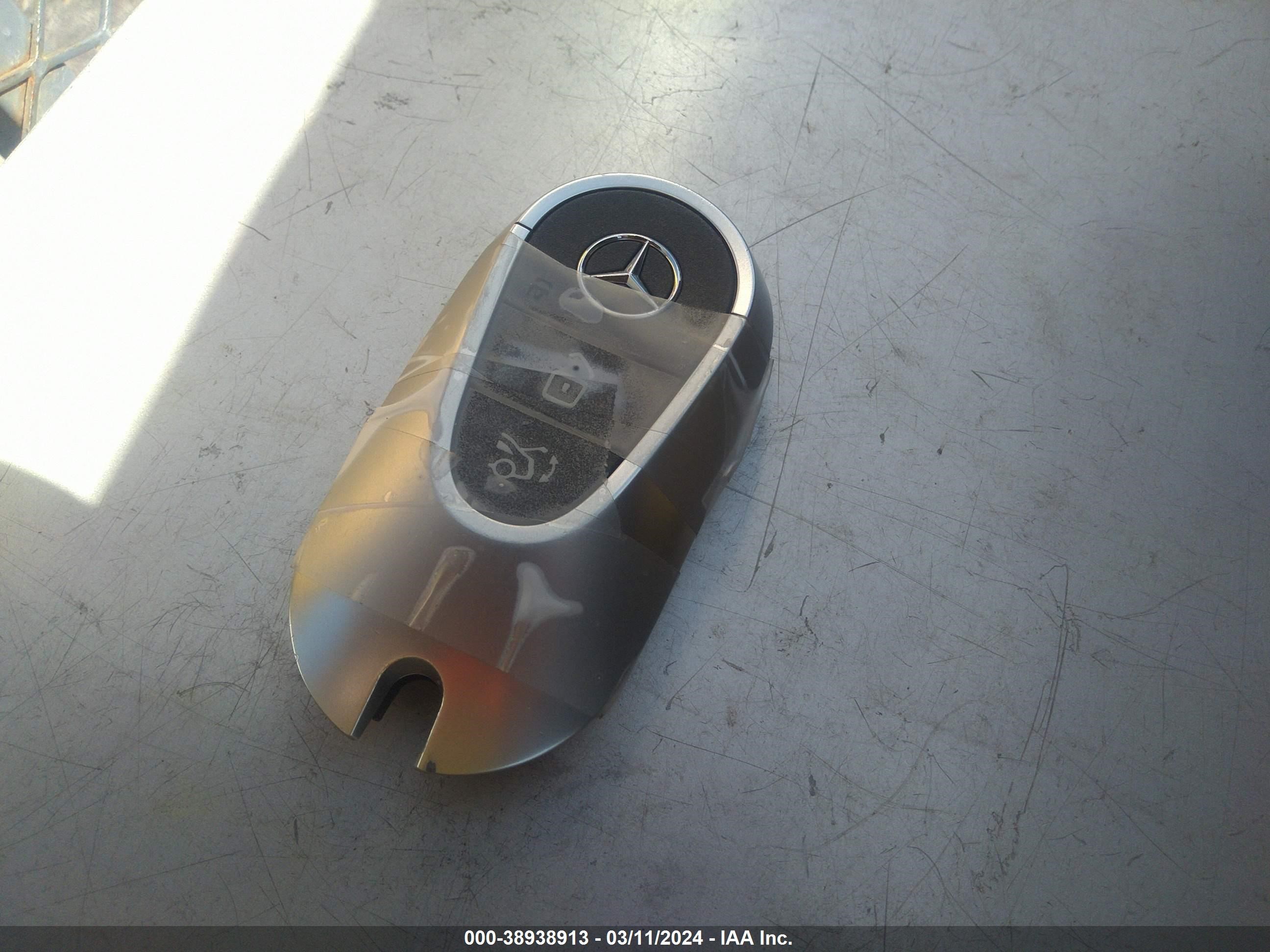 Photo 10 VIN: W1KEG1CB6RF045125 - MERCEDES-BENZ NULL 