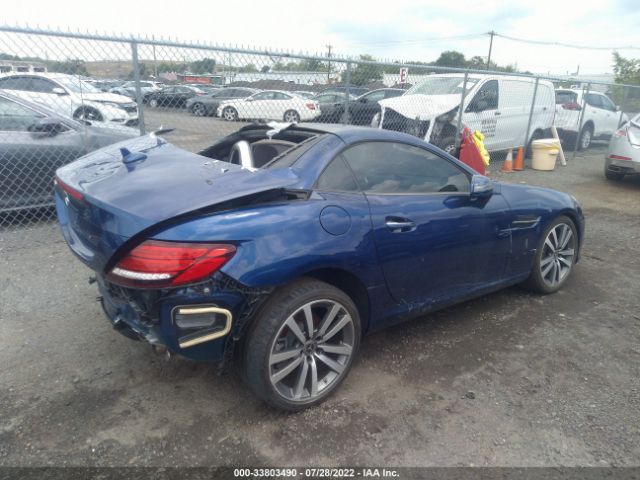 Photo 3 VIN: W1KPK3JA3LF171124 - MERCEDES-BENZ SLC 