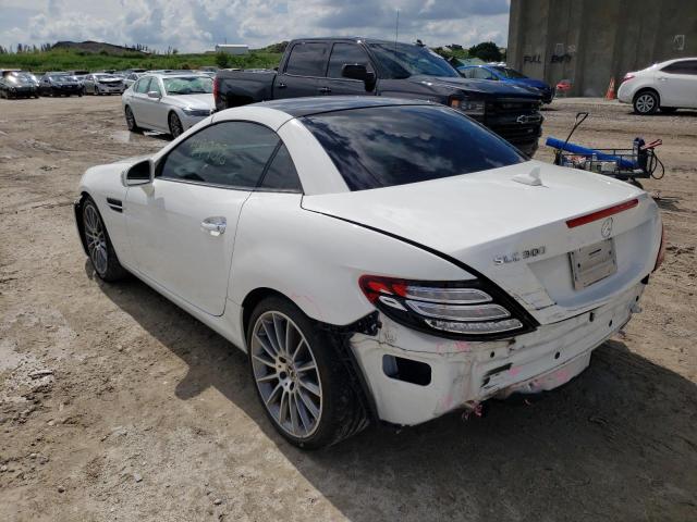 Photo 2 VIN: W1KPK3JA8LF169465 - MERCEDES-BENZ SLC-CLASS 