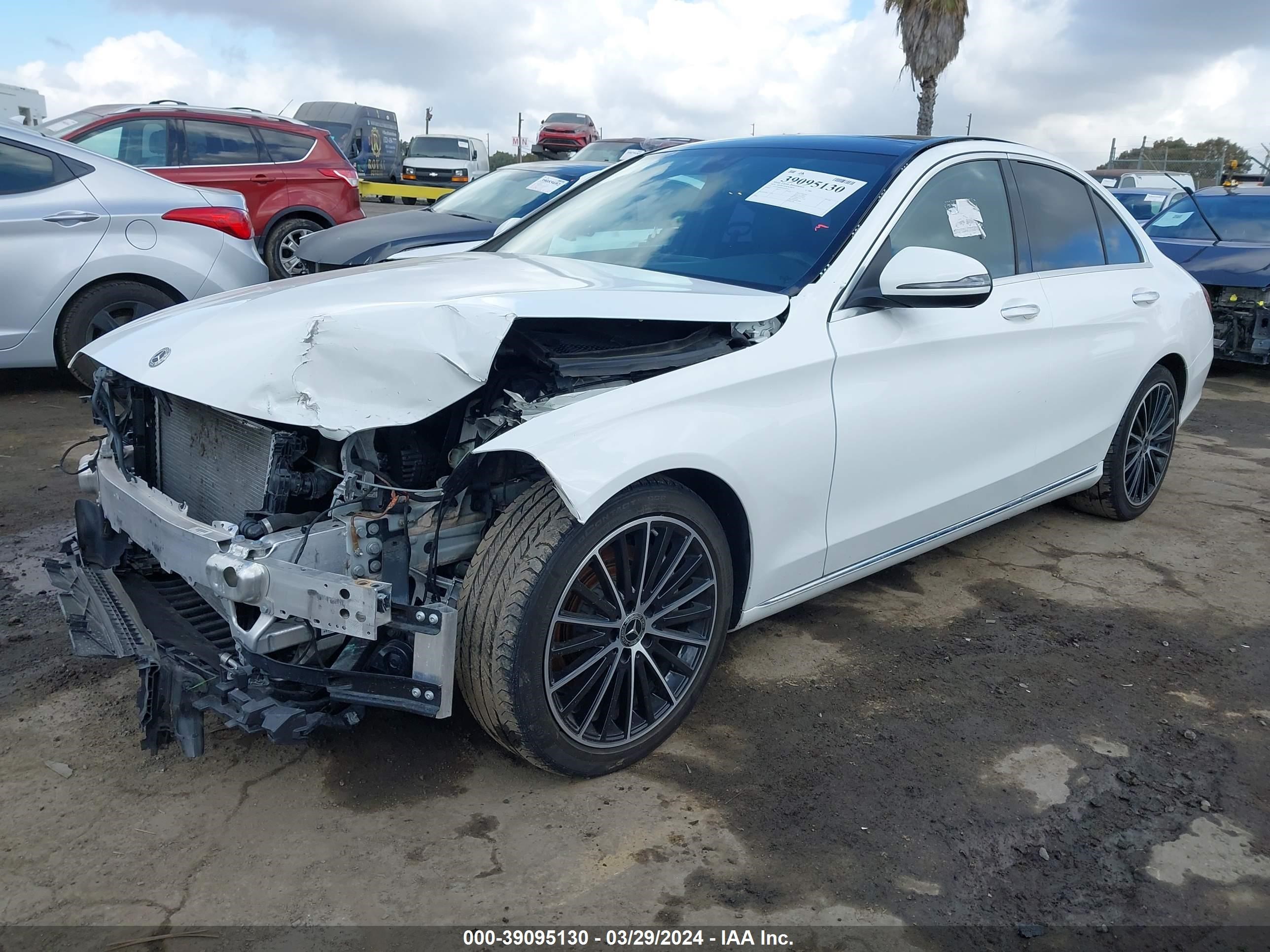 Photo 1 VIN: W1KWF8DB0LR590564 - MERCEDES-BENZ C-KLASSE 