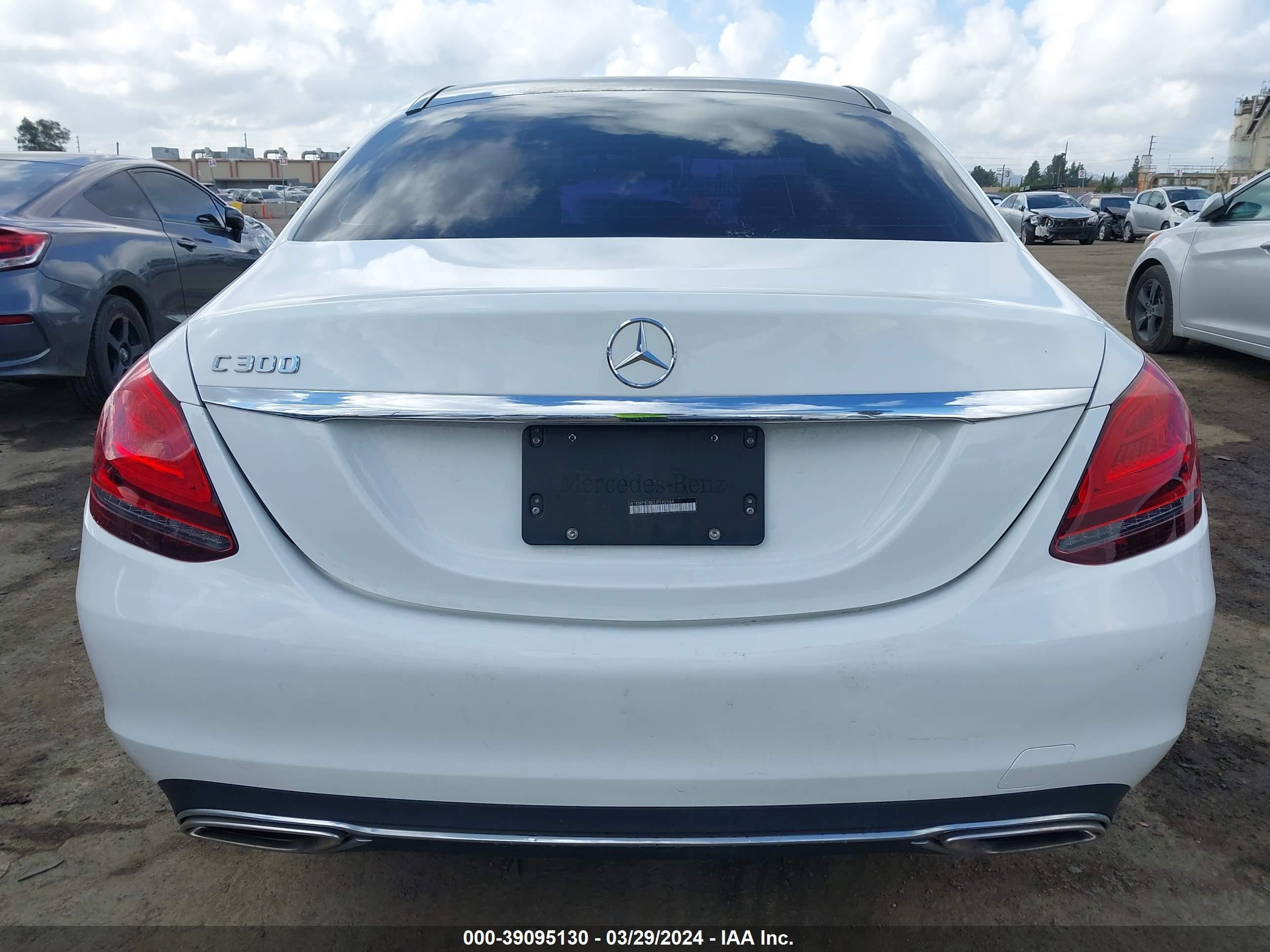 Photo 16 VIN: W1KWF8DB0LR590564 - MERCEDES-BENZ C-KLASSE 