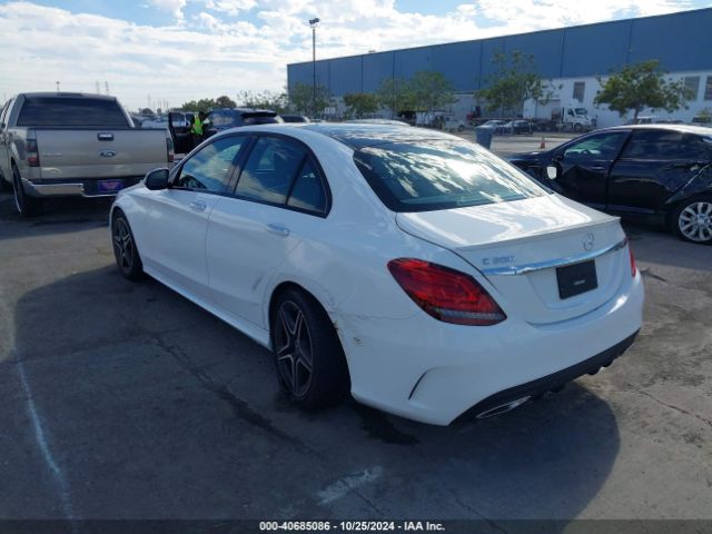 Photo 2 VIN: W1KWF8DB1MR614095 - MERCEDES-BENZ C-CLASS 