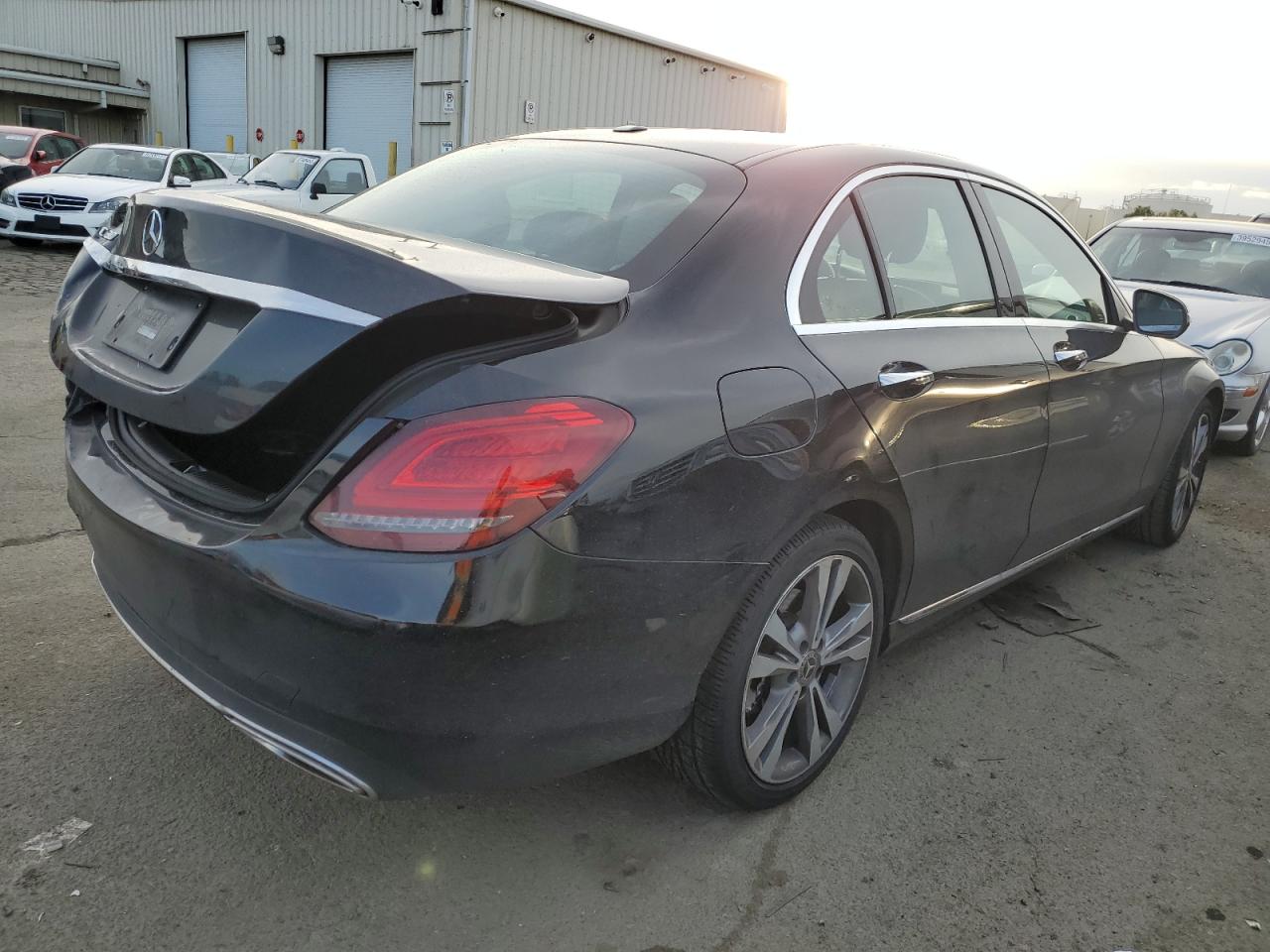 Photo 2 VIN: W1KWF8DB1MR648568 - MERCEDES-BENZ C-KLASSE 