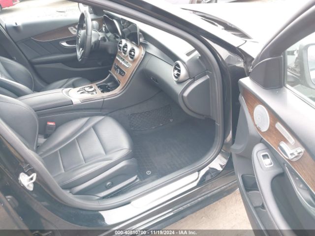 Photo 4 VIN: W1KWF8DB2LR567836 - MERCEDES-BENZ C-CLASS 