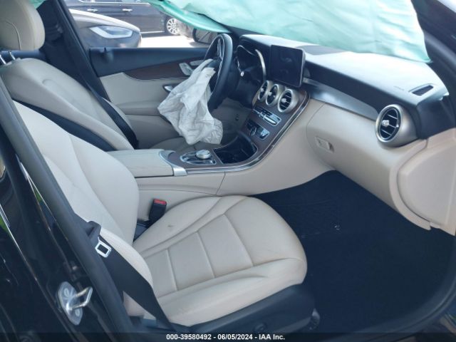 Photo 4 VIN: W1KWF8DB2LR593756 - MERCEDES-BENZ C-CLASS 