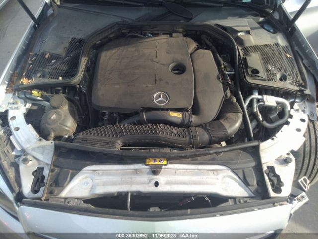 Photo 9 VIN: W1KWF8DB2MR645517 - MERCEDES-BENZ C 300 