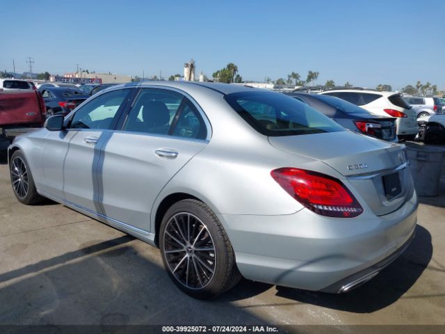 Photo 2 VIN: W1KWF8DB2MR647476 - MERCEDES-BENZ C-CLASS 