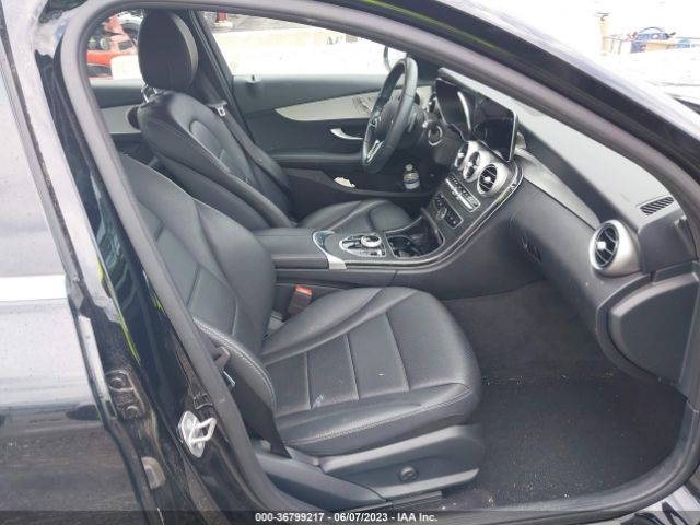 Photo 4 VIN: W1KWF8DB3MR609433 - MERCEDES-BENZ C 300 