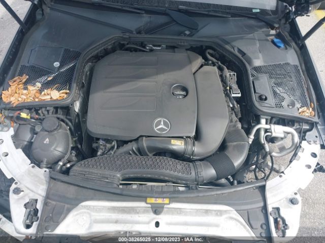 Photo 9 VIN: W1KWF8DB3MR641427 - MERCEDES-BENZ C 300 