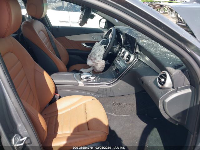 Photo 4 VIN: W1KWF8DB3MR652508 - MERCEDES-BENZ C 300 