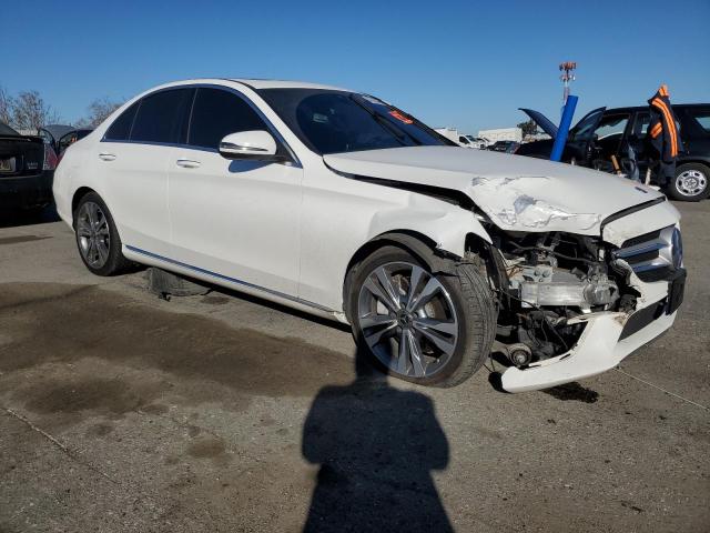 Photo 3 VIN: W1KWF8DB6MR612715 - MERCEDES-BENZ C 300 