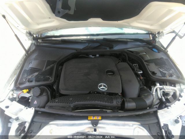 Photo 9 VIN: W1KWF8DB9LR572273 - MERCEDES-BENZ C 300 