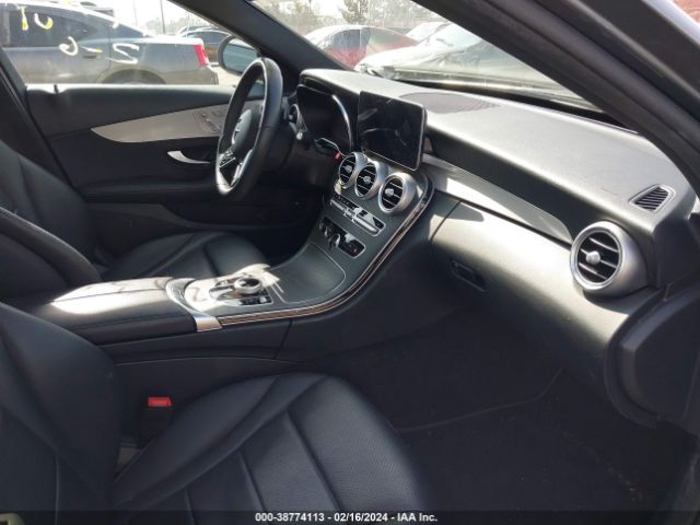 Photo 4 VIN: W1KWF8DBXMR613155 - MERCEDES-BENZ C 300 