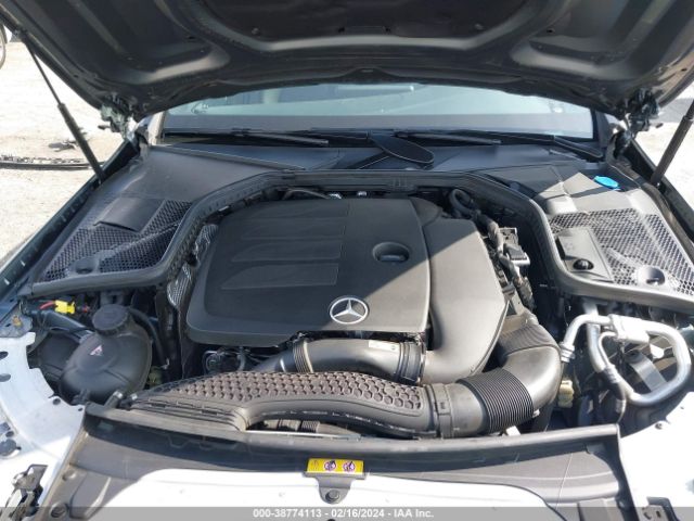 Photo 9 VIN: W1KWF8DBXMR613155 - MERCEDES-BENZ C 300 