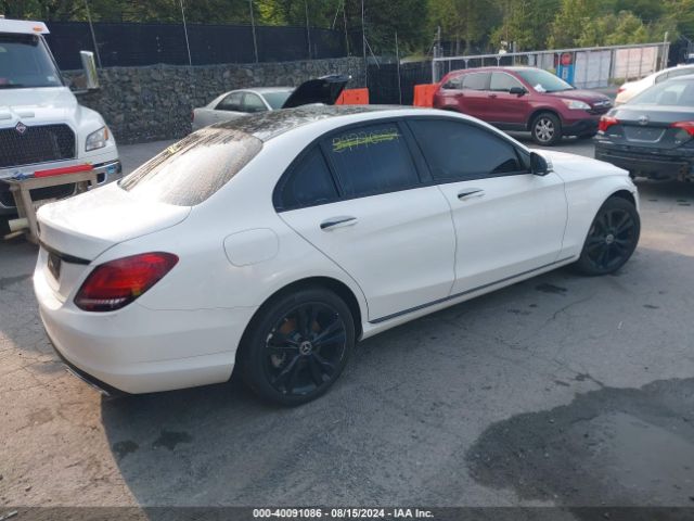 Photo 3 VIN: W1KWF8EB2MR637075 - MERCEDES-BENZ C-CLASS 