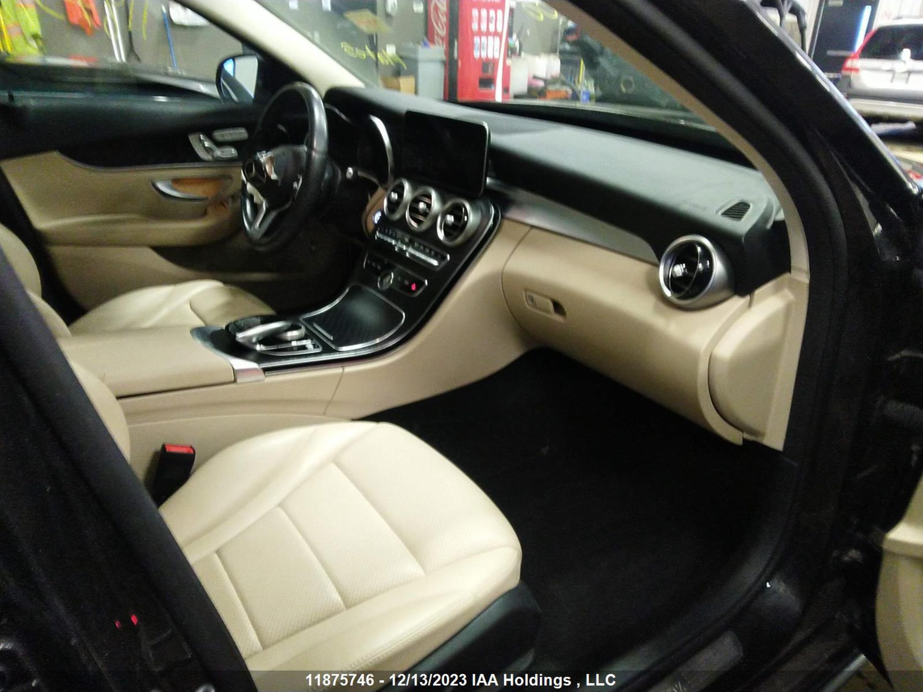 Photo 4 VIN: W1KWF8EB4MR650300 - MERCEDES-BENZ C-KLASSE 