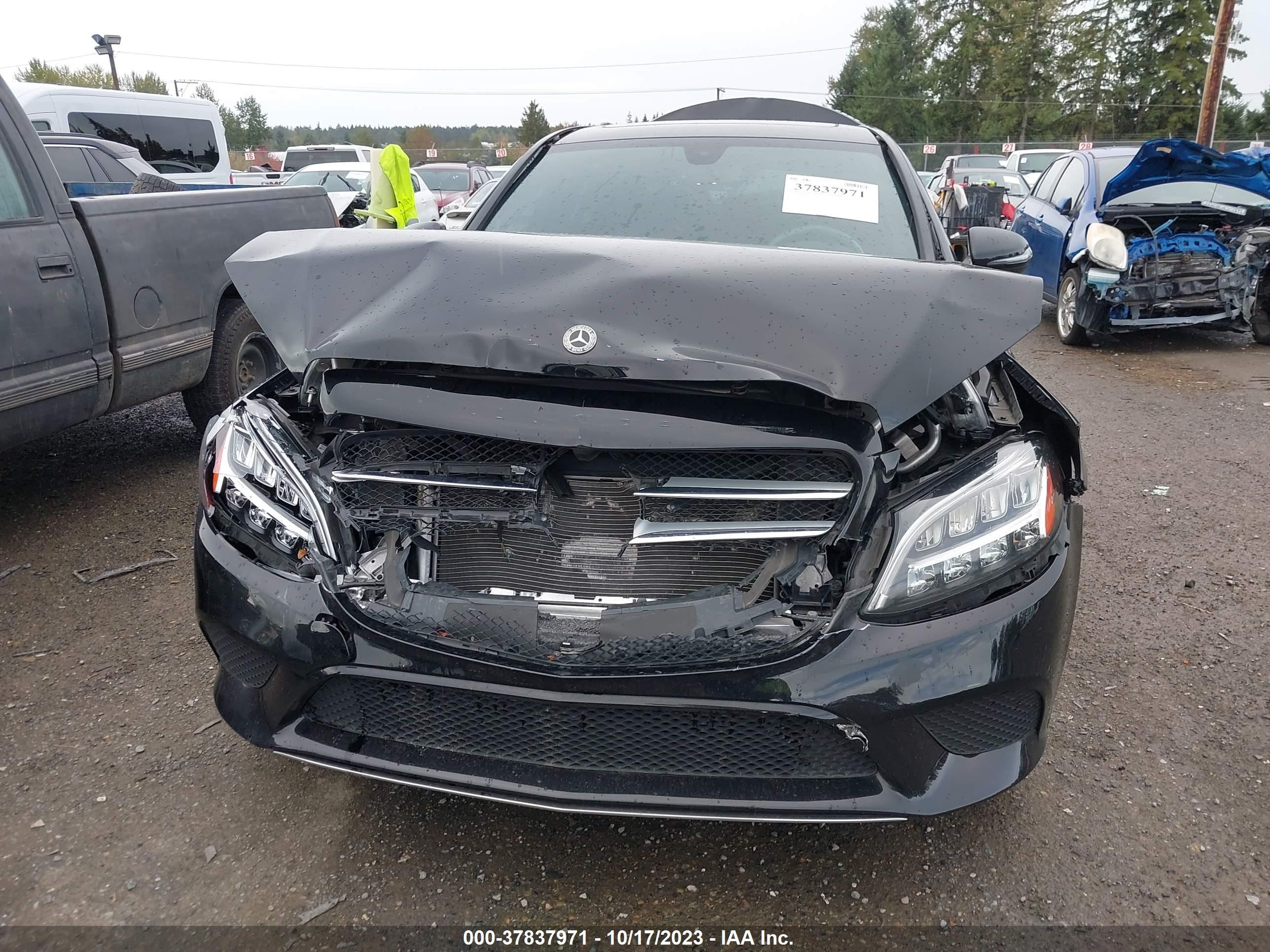 Photo 11 VIN: W1KWF8EB6MR646300 - MERCEDES-BENZ C 300 