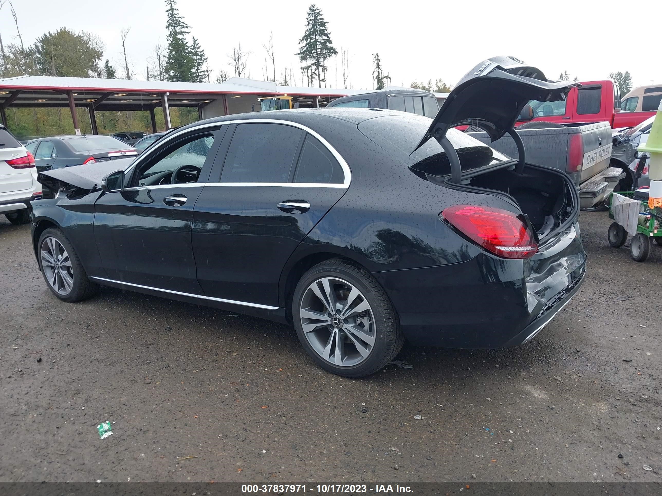 Photo 13 VIN: W1KWF8EB6MR646300 - MERCEDES-BENZ C 300 