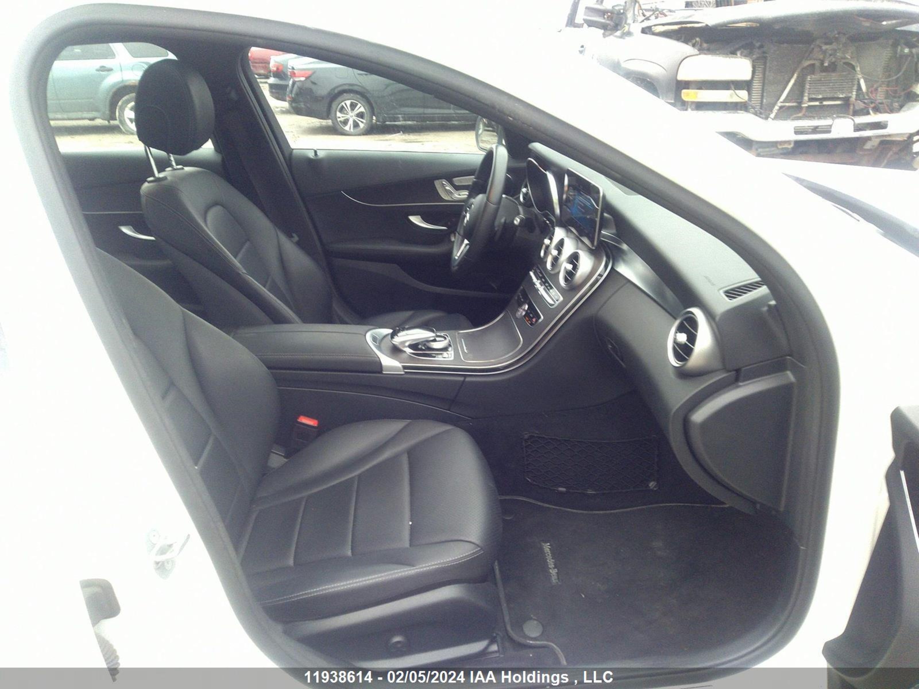 Photo 4 VIN: W1KWF8EB6MR649522 - MERCEDES-BENZ C-KLASSE 