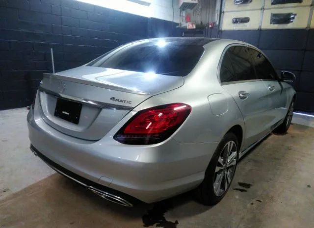 Photo 3 VIN: W1KWF8EBXLR578324 - MERCEDES-BENZ C 300 