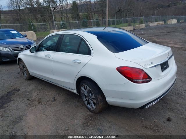 Photo 2 VIN: W1KWF8EBXMR611775 - MERCEDES-BENZ C 300 